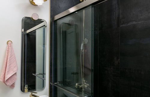 Westlake Apartamento | Affordable Queen Studio Near DTLA!