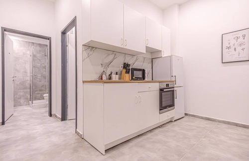 Funfhaus Apartamento | Affordable Room for 4P | 10 Min from Westbahnhof