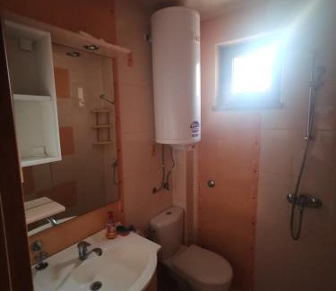 Varna Cama Y Desayuno | Affordable Rooms with BBQ 5 min drive from beach Villa Lusi
