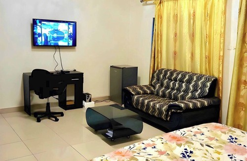 Limete Casa | Apartamento espacioso y asequible en Kinshasa, Limete Resit