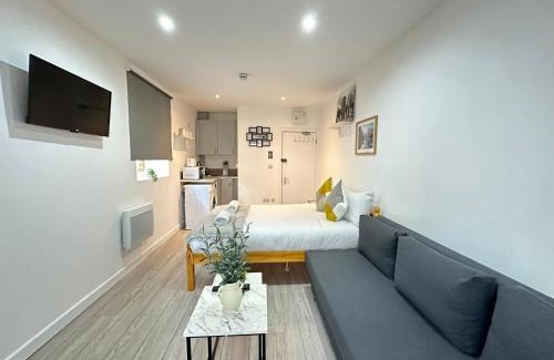 Kensal Green Apartamento | Affordable Studio Apartment In London