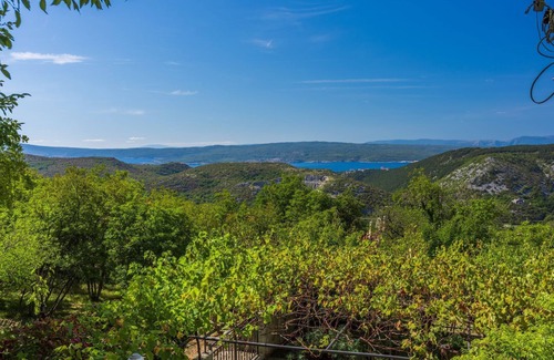 Vinodolska opcina Apartamento | Estudio asequible con barbacoa privada, aparcamiento privado no lejos del mar