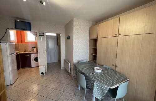 Valras-Plage Apartamento | Estudio económico para 4 personas con balcón cerca de la playa