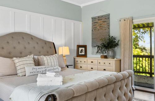 Taylorsville Casa | AFramed View in Kentucky
