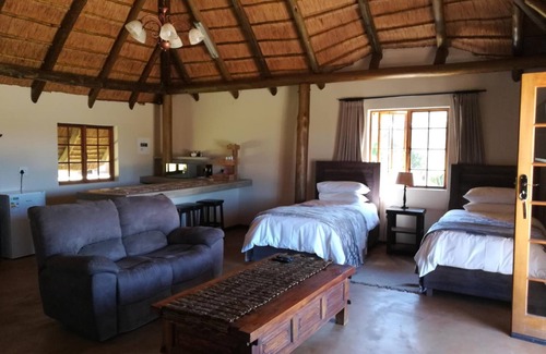 Mkhondo Cama Y Desayuno | African Flair Country Lodge