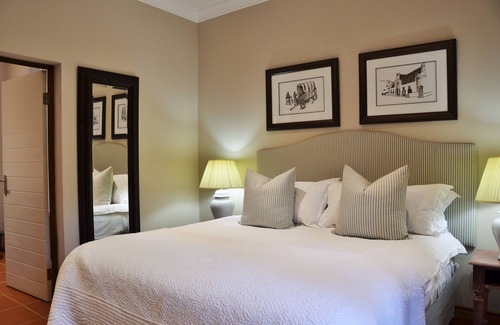 Magaliesberg Cabina | African Hills Safari Lodge & Spa