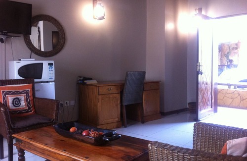 Gaborone Cabina | African Home