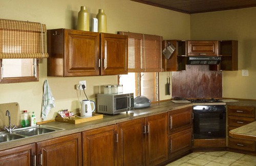 Elgin Cabina | African Spirit Game Lodge