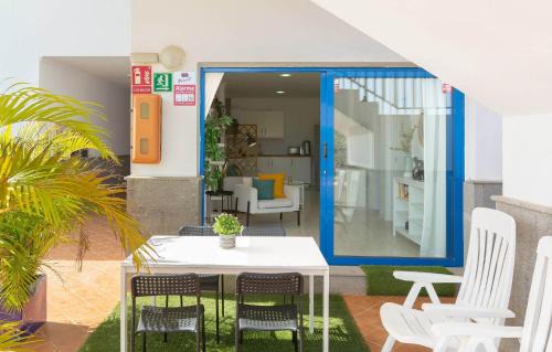 Puerto Rico Apartamento | African Sunrise by Villas Rivero