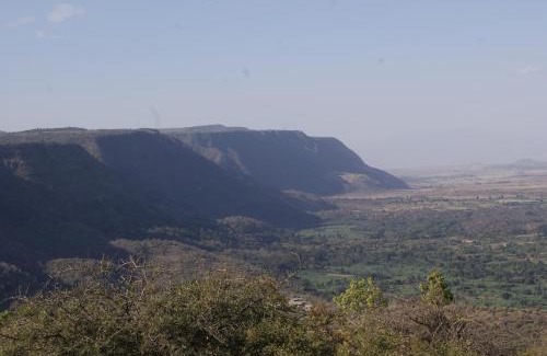 Lake Manyara National Park Cabina | African Sunrise Lodge and Campsite