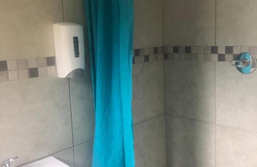 Kempton Park Casa | Africaren Budget Stay