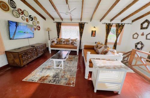 Malindi Villa | Afro-boho Villa with Private Pool