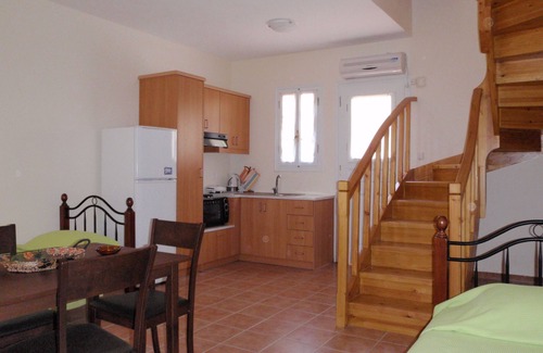 Katouna Casa | Afroksilia