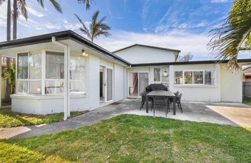 Anna Bay Casa | Afterdune Delight 200 metres to the Water's Edge