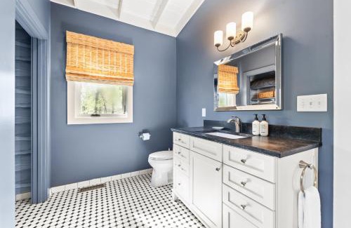 Afton Cabina | Afton Mountain Vineyard
