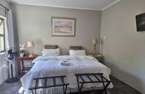 Pinelands Casa | Afton Safari Lodge