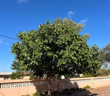 Serowe Cama Y Desayuno | Agago Boon Guest house