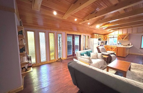 Port Orford Casa | Agate Beach Bungalow