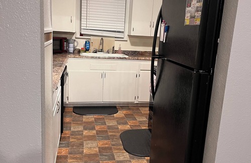 Kellogg Casa | Aged like fine wine - charming home close to Silver - your home away from home