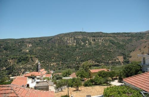 Tsourouniana Casa | AGGELIKI'S traditional country cottage