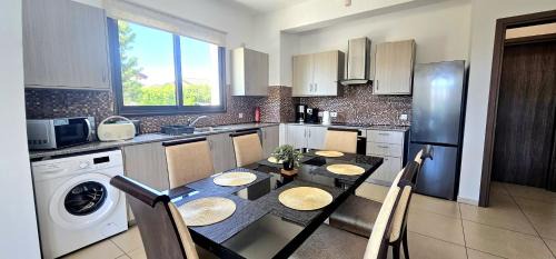 Ayia Thekla Casa | Agia Thekla bungalow with pool