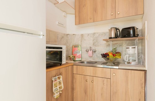 Alikanas Apartamento | Agnadi Sea View Apartments