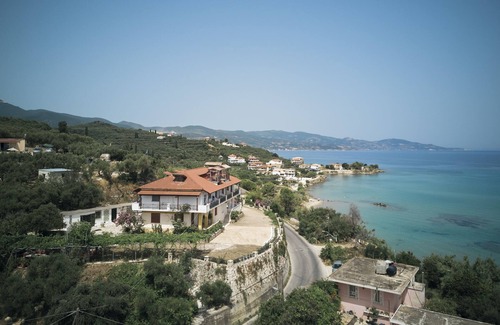 Alikanas Apartamento | Agnadi Sea View Apartments