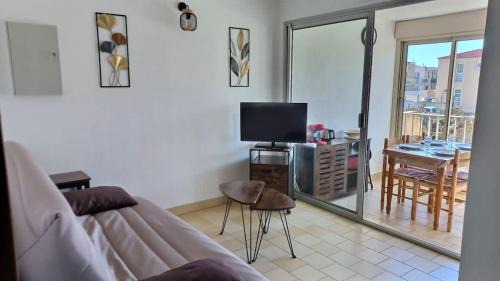 Valras-Plage Apartamento | Agréable appartement avec piscine