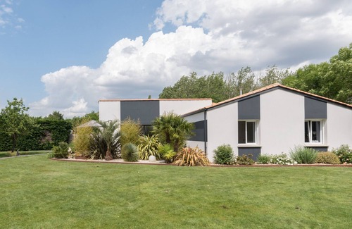 Chaumes-en-Retz Casa | Agréable maison avec grand jardin et terrasse