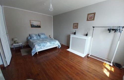 Prunay-le-Gillon Apartamento | Agréable maison 5 couchages