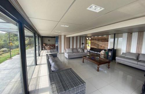 Niebla Casa | Agradable casa de campo con piscina y vista al mar
