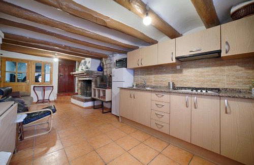 Vilaverd Apartamento | agradable casa rural con chimenea y aire acondicionado
