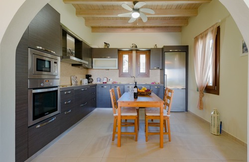 Manganos Casa | A ESTRENAR: Agrilias Sea and Sunset View House