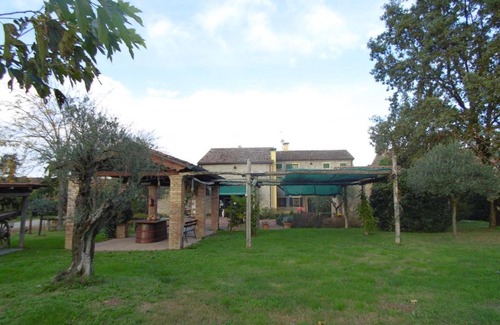 Ospedaletto di Pescantina Chalet De Esquí | Agriturismo La Buona Terra Bio