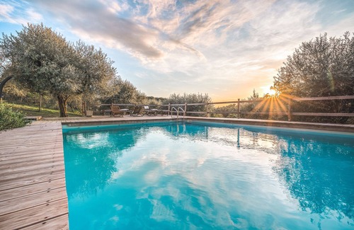 Pontedera Apartamento | Agriturismo Alpaca CIGLIERI Apartamento Panorámico con Piscina