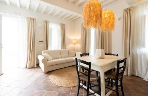 Valiano Casa | Agriturismo Antica Corte