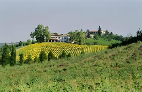 Castelletto Merli Casa | Agriturismo Cascina Favorita