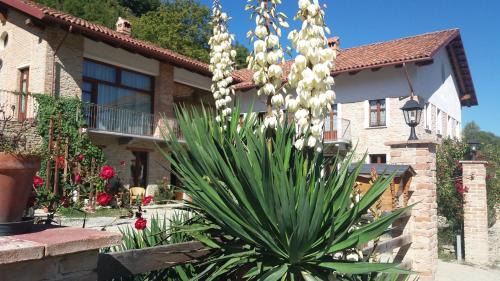 Neviglie Casa | Agriturismo ErcolAna
