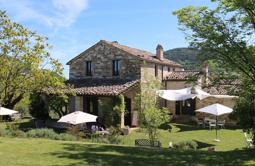 Arcevia Casa | Agriturismo Il Girasole - Santa Maria