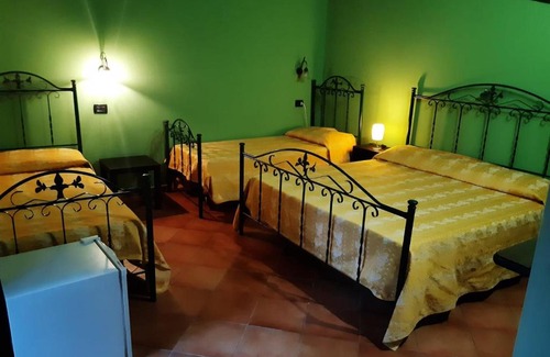 Mascali Casa | Agriturismo Il Pozzo Antico