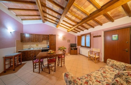 Bolsena Otro | Agriturismo L'Elce: Apartment with Garden View
