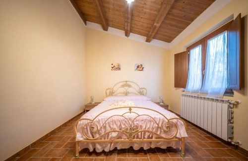 Bolsena Otro | Agriturismo L'Elce: Apartment with Pool View