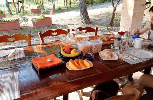 Cossignano Casa | Agriturismo la casa degli amici