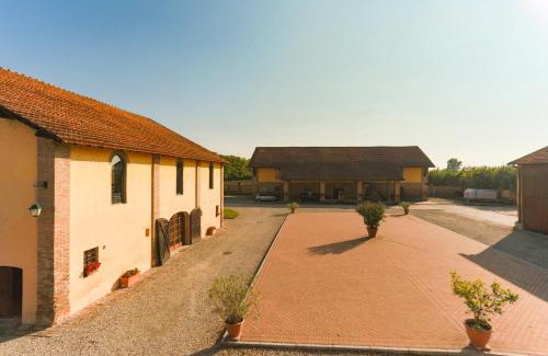 Voghera Casa | AGRITURISMO LE CORTI DELLA GUALDANA