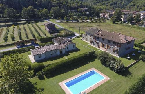 Lisciano Niccone Cama Y Desayuno | Agriturismo Le Fornaci - Camera Ginestra