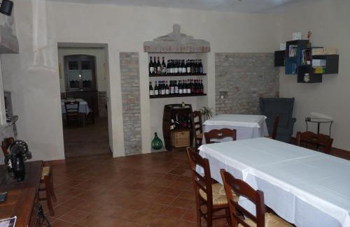Treiso Casa | Agriturismo Maria Cristina