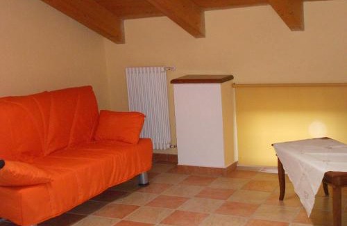 Cereseto Apartamento | Agriturismo Monrabbioso