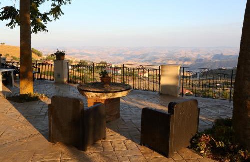 Mussomeli Casa | Agriturismo Monticelli
