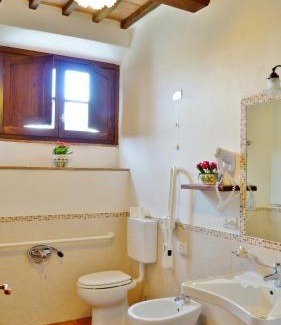 Gallina Casa | Agriturismo Palazzi Del Papa