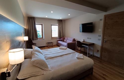 Belluno Casa | Agriturismo Villa di Modolo - Cortile della Latteria